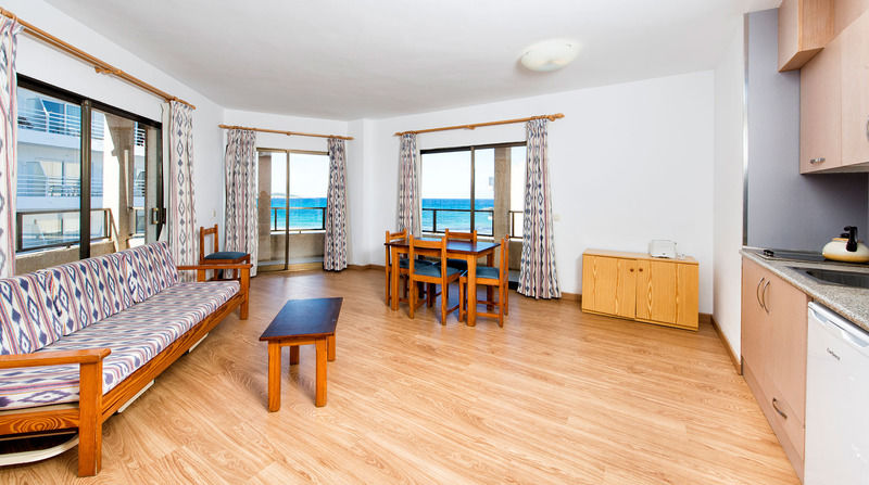 Arcos Playa Apartments S'Illot  Exterior foto